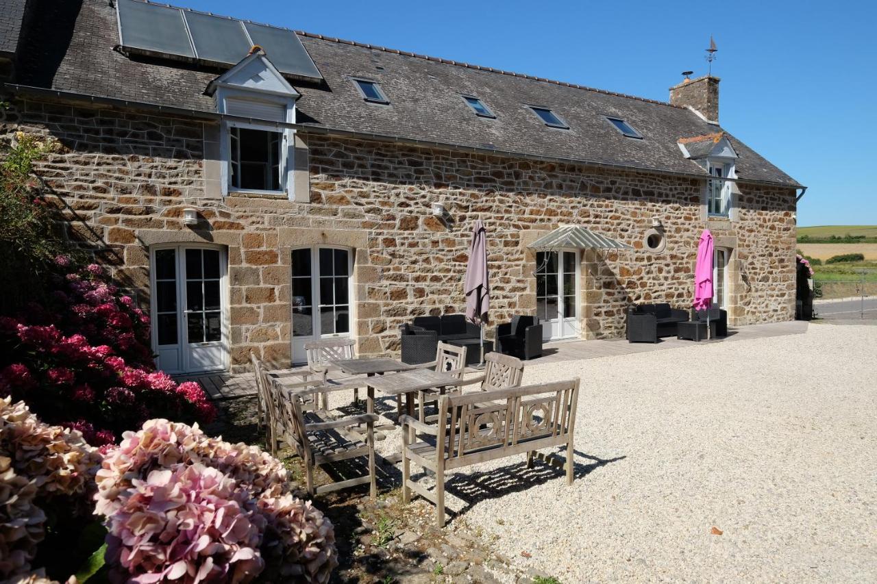 Le Jardin à Mordreuc Pleudihen-sur-Rance Exterior foto