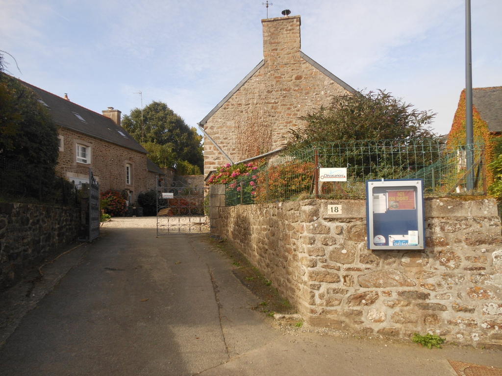 Le Jardin à Mordreuc Pleudihen-sur-Rance Exterior foto