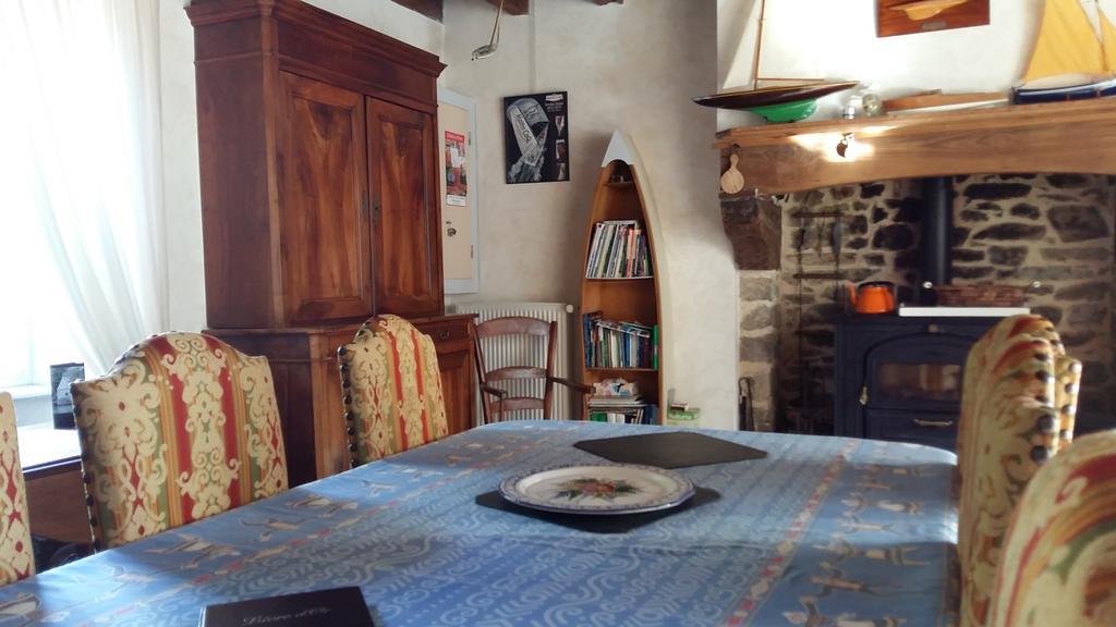 Le Jardin à Mordreuc Pleudihen-sur-Rance Exterior foto